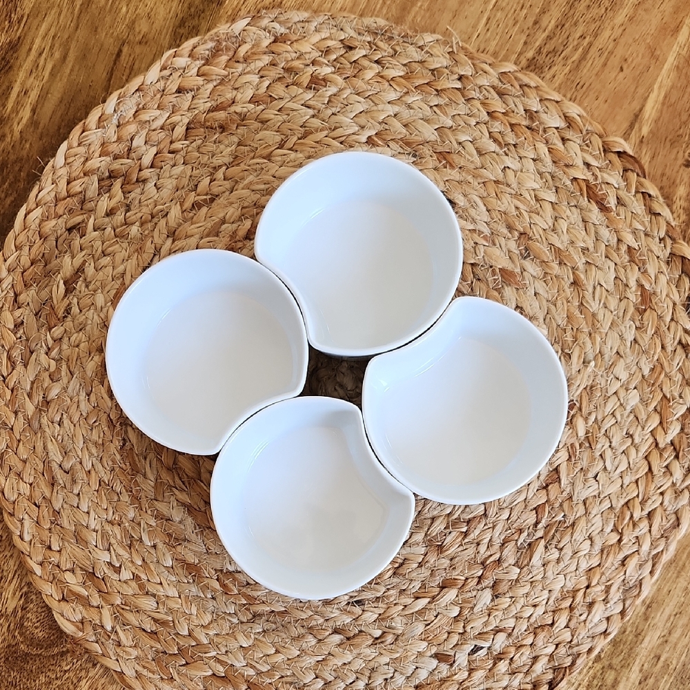 {Bodum} White Ceramic Bowl Set